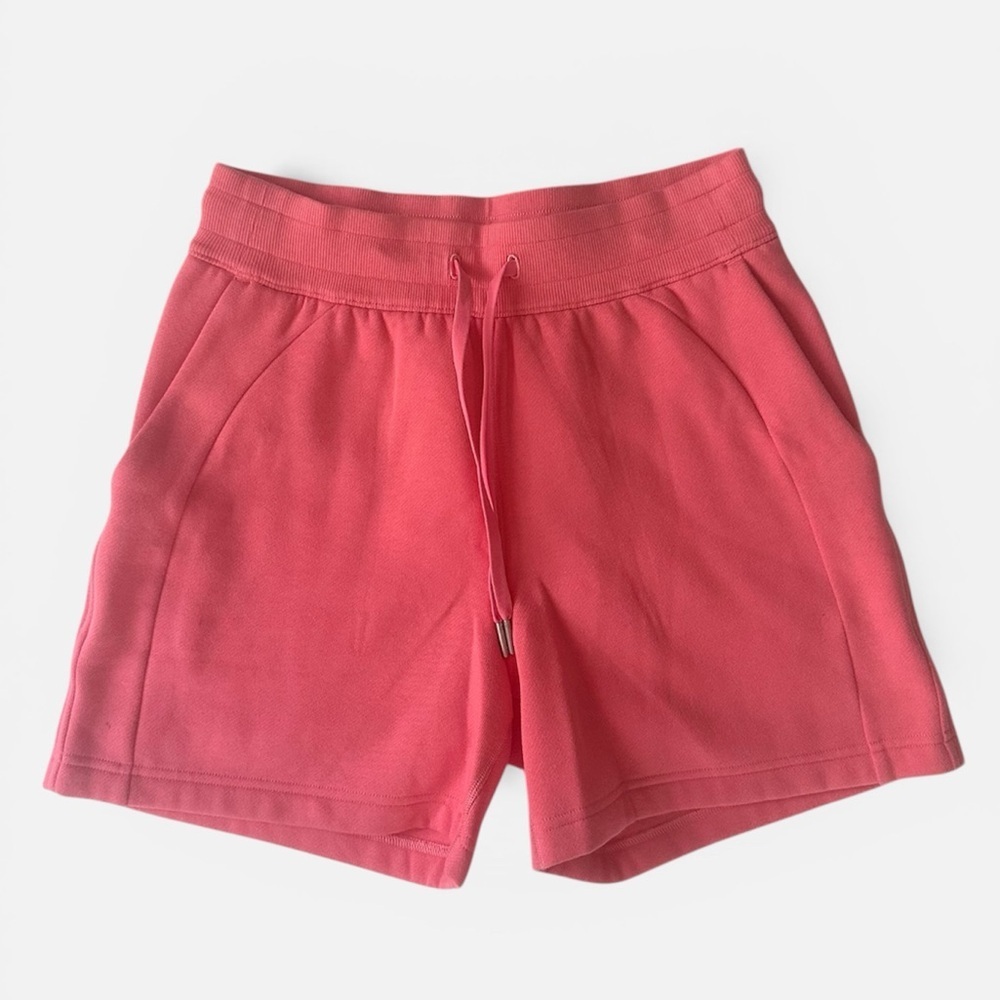 Lululemon Scuba High-Rise Short 5" Sakura Pink SZ 6